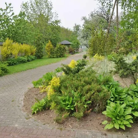 Beautiful Cottage In Dzierzecin With Parking Nyaraló Postomino