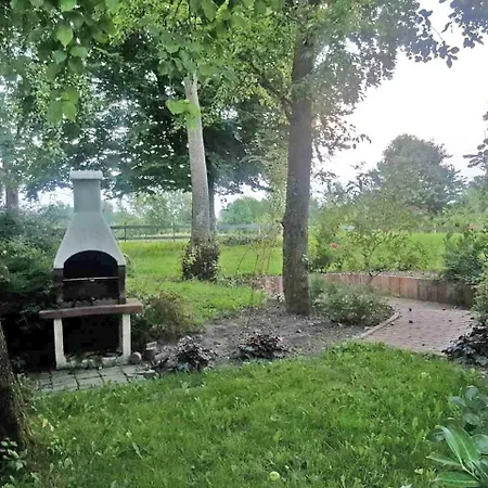 Beautiful Cottage In Dzierzecin With Parking Postomino